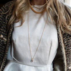 Shop Lydia Long Necklace Halsband